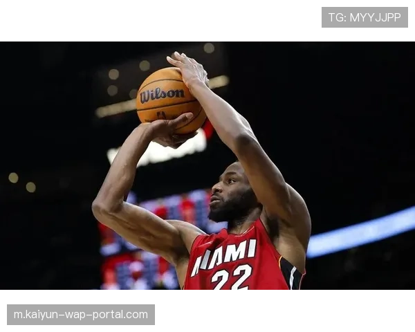 热火三分球34投仅10中 外线手感冰凉影响进攻空间 热火三分球34投仅10中 外线手感冰凉影响进攻空间